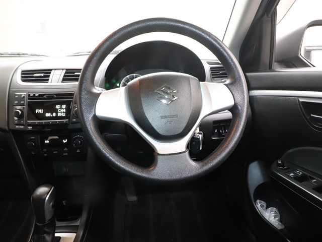 スズキ スイフト16枚目