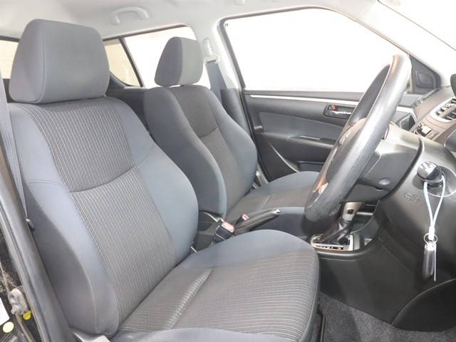 スズキ スイフト3枚目