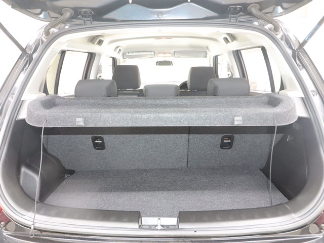 スズキ スイフト7枚目