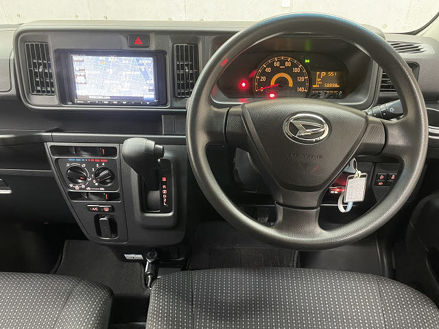 ダイハツ ハイゼットカーゴＶ2枚目