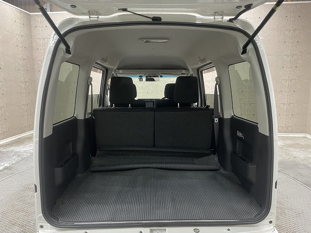 ダイハツ ハイゼットカーゴＶ7枚目