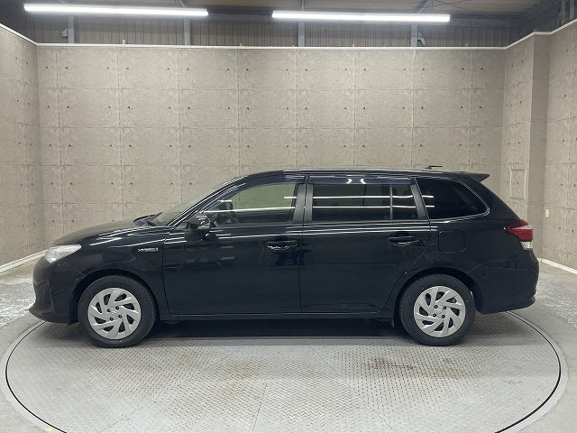 トヨタ カローラフィールダーHV13枚目