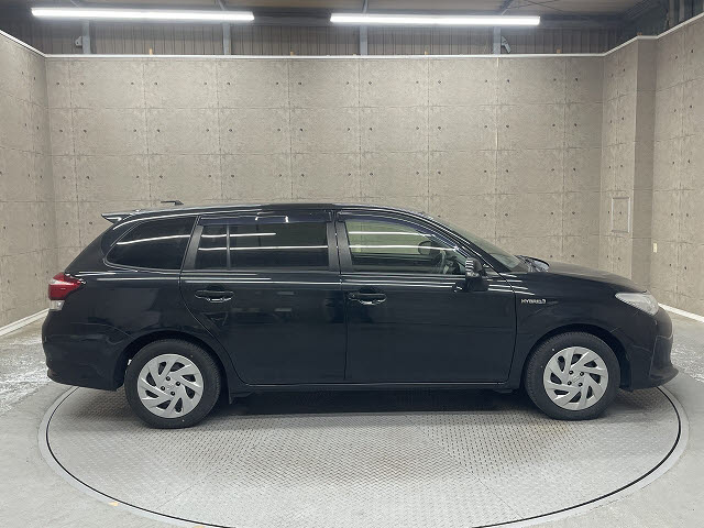 トヨタ カローラフィールダーHV14枚目