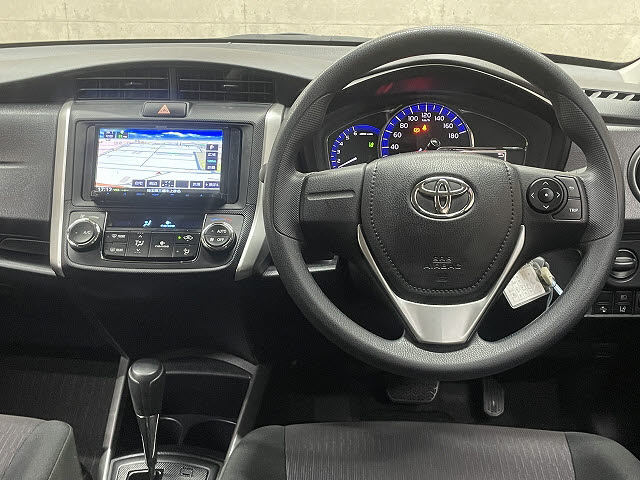 トヨタ カローラフィールダーHV2枚目