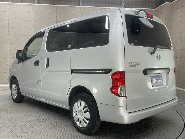 ニッサン NV200バネットV12枚目