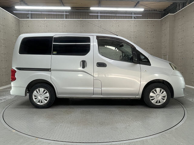 ニッサン NV200バネットV13枚目
