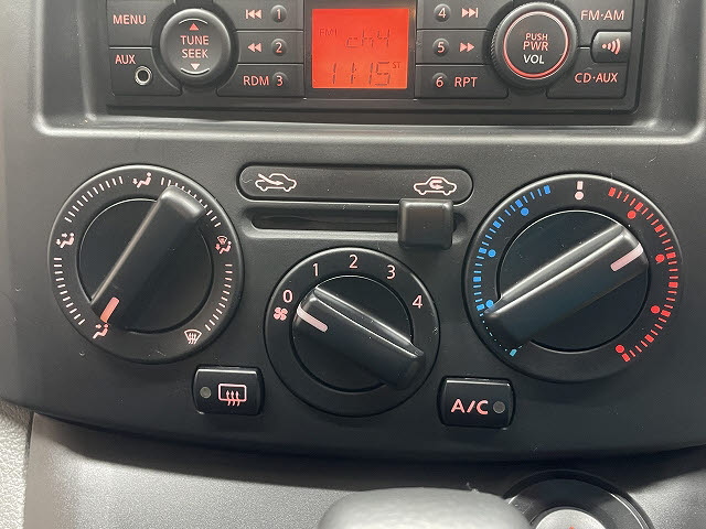 ニッサン NV200バネットV16枚目