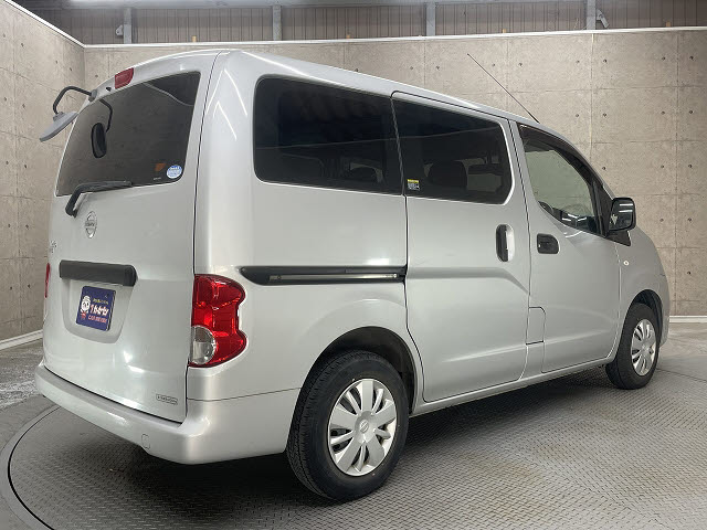 ニッサン NV200バネットV1枚目