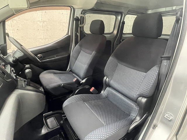 ニッサン NV200バネットV5枚目