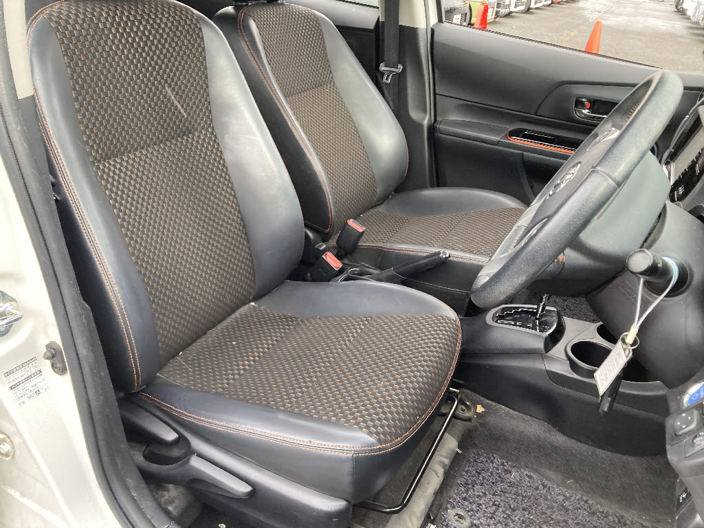 トヨタ アクア12枚目