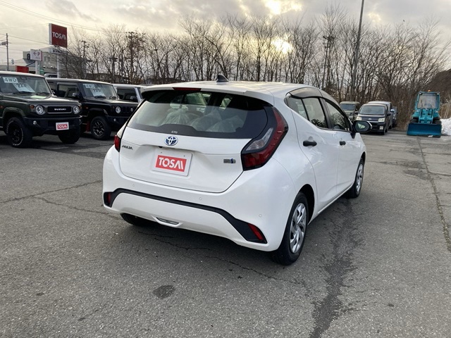 トヨタ アクア1枚目