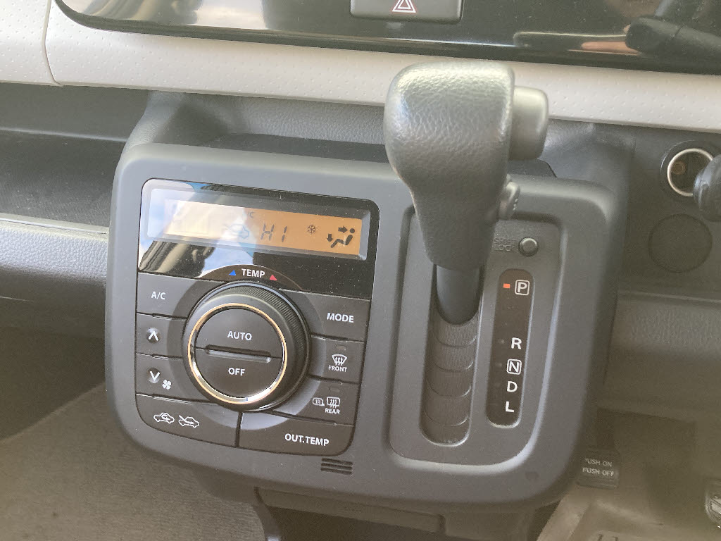 ニッサン モコ5枚目