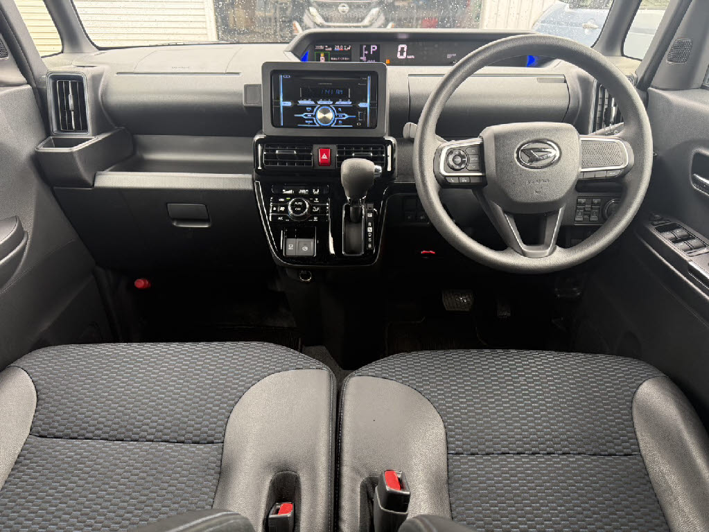 ダイハツ タントカスタム1枚目