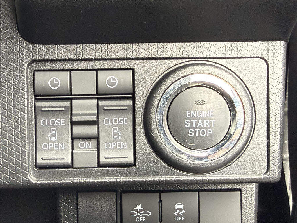 ダイハツ タントカスタム6枚目