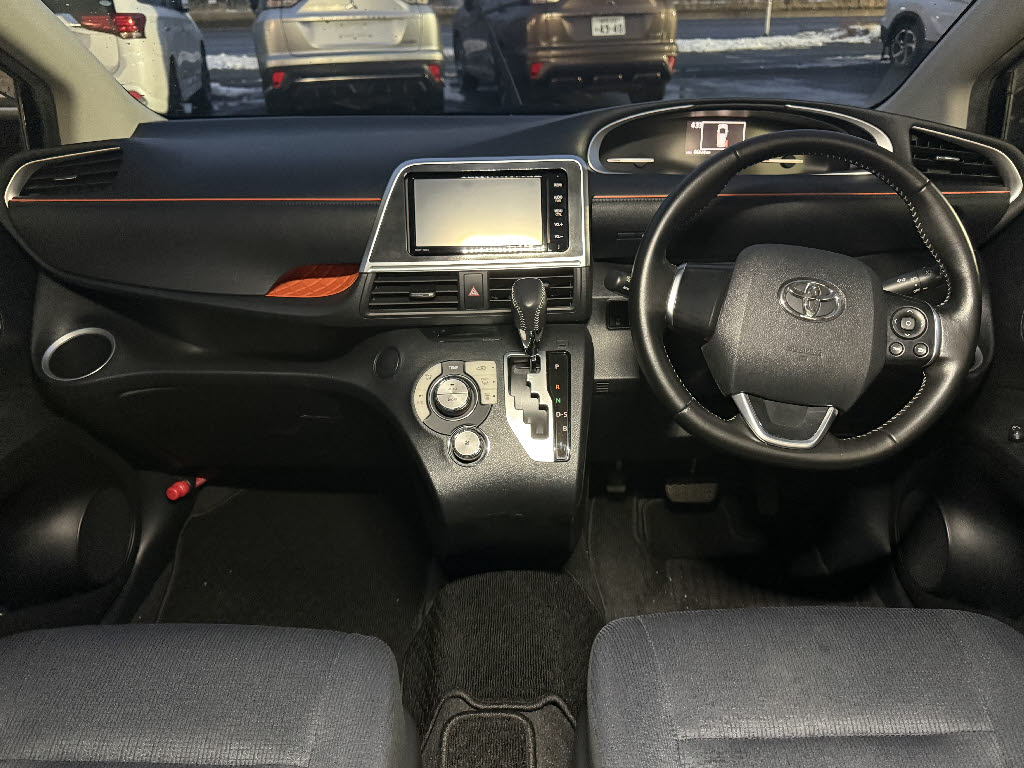 トヨタ シエンタ1枚目