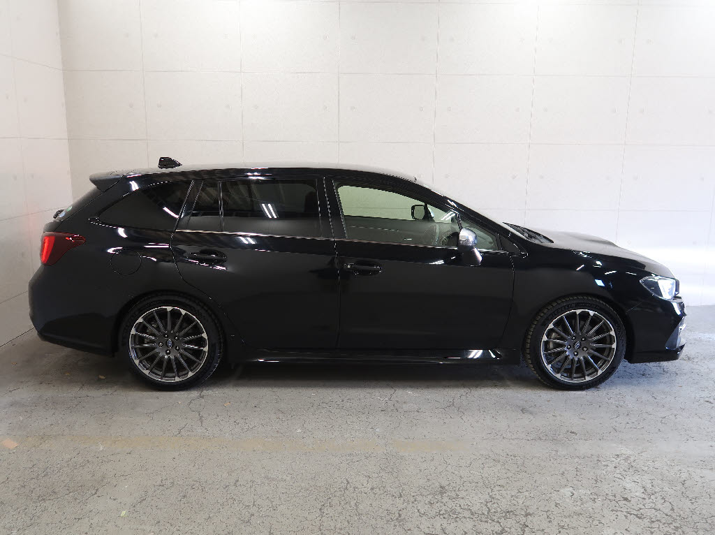 スバル レヴォーグ11枚目