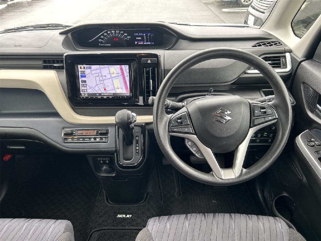 スズキ ソリオ3枚目