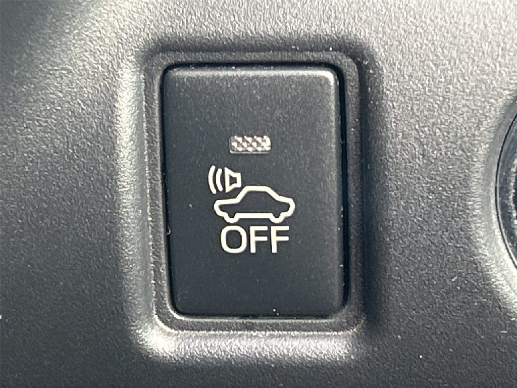 トヨタ ノアHV16枚目