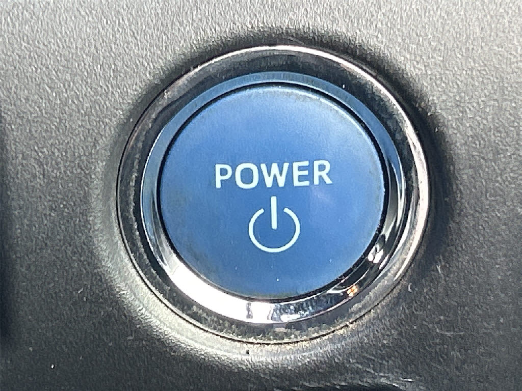 トヨタ ノアHV18枚目