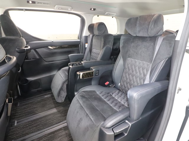 トヨタ ヴェルファイア10枚目