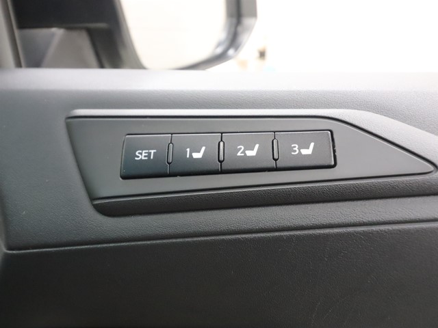 トヨタ ヴェルファイア4枚目