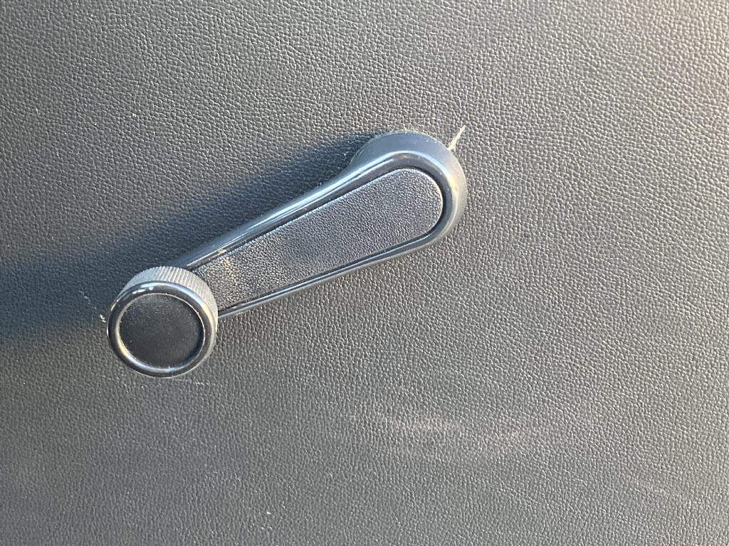 ダイハツ ハイゼットカーゴＶ10枚目