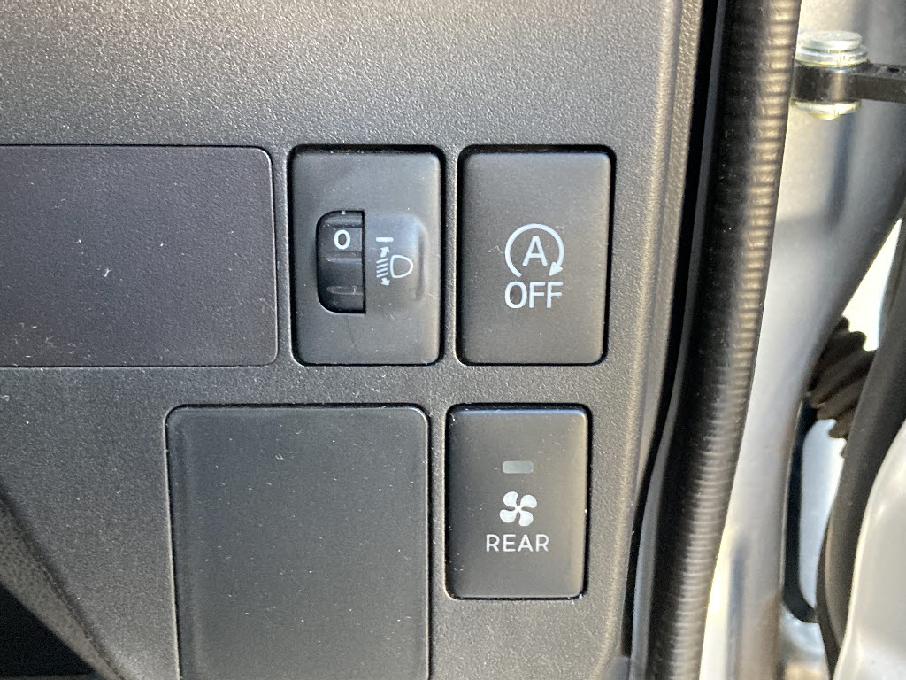 ダイハツ ハイゼットカーゴＶ7枚目