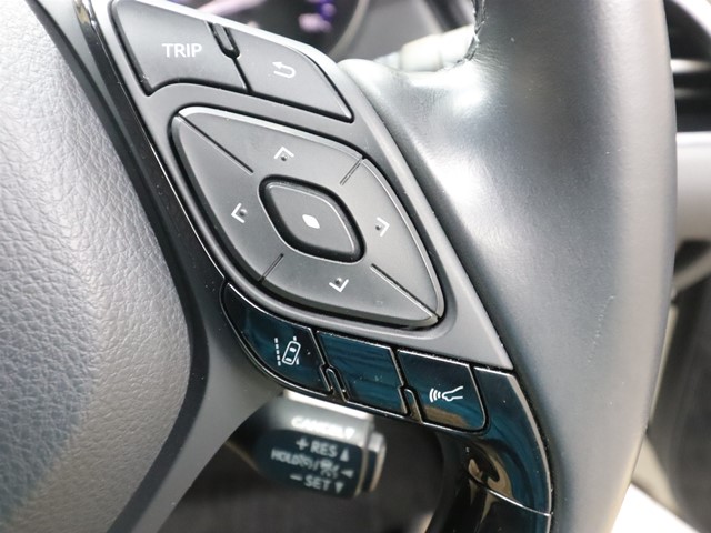 トヨタ C-HR15枚目