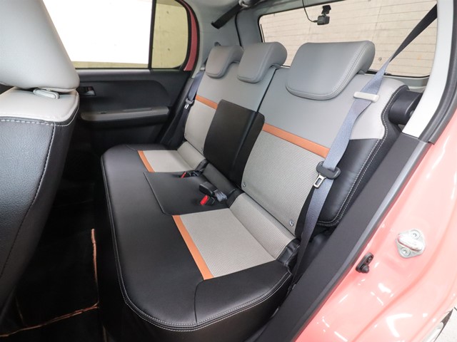 トヨタ パッソ8枚目