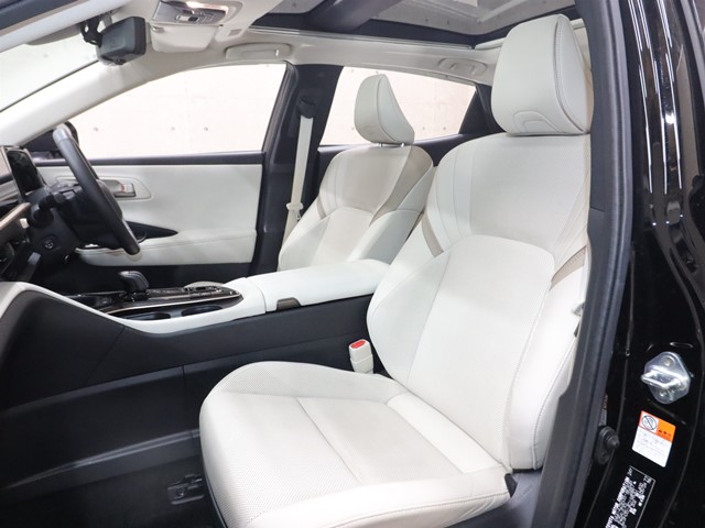 トヨタ クラウン クロスオーバー9枚目