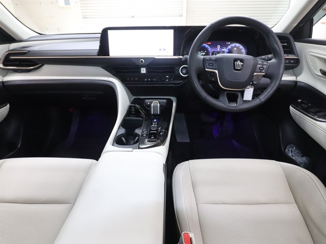 トヨタ クラウン クロスオーバー2枚目