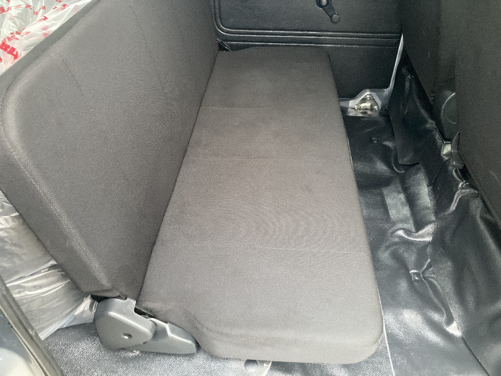 ダイハツ ハイゼットカーゴＶ19枚目