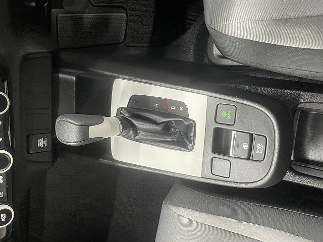 ホンダ フィットハイブリッド19枚目