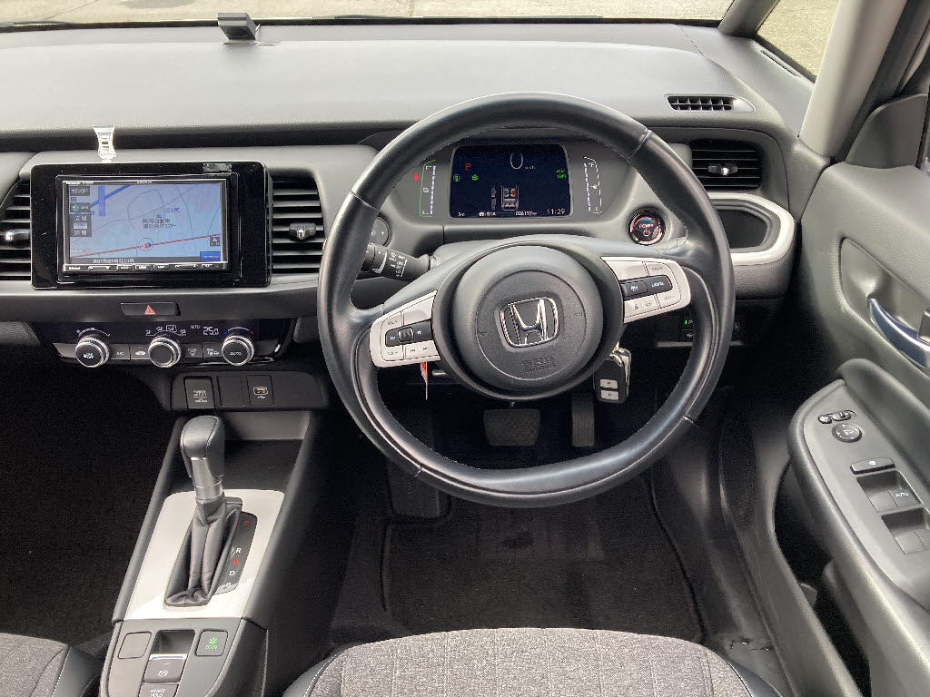 ホンダ フィット3枚目