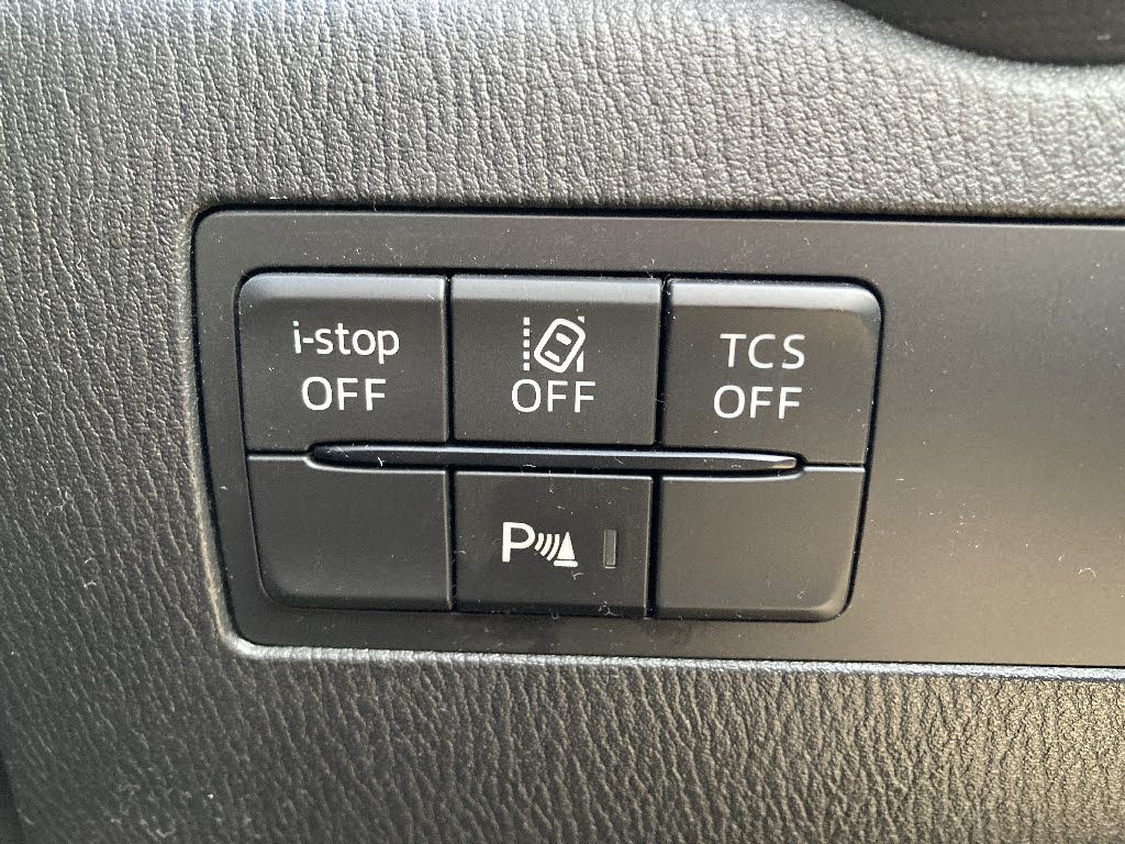 マツダ CX-310枚目