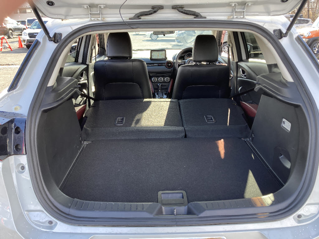 マツダ CX-316枚目