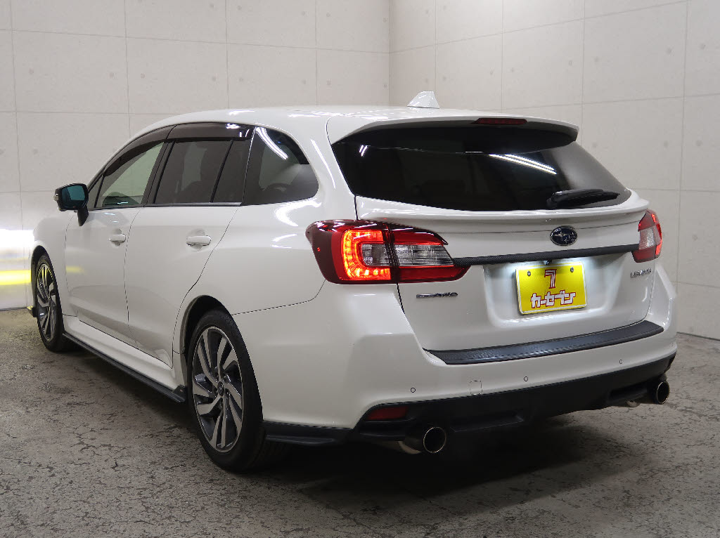 スバル レヴォーグ12枚目