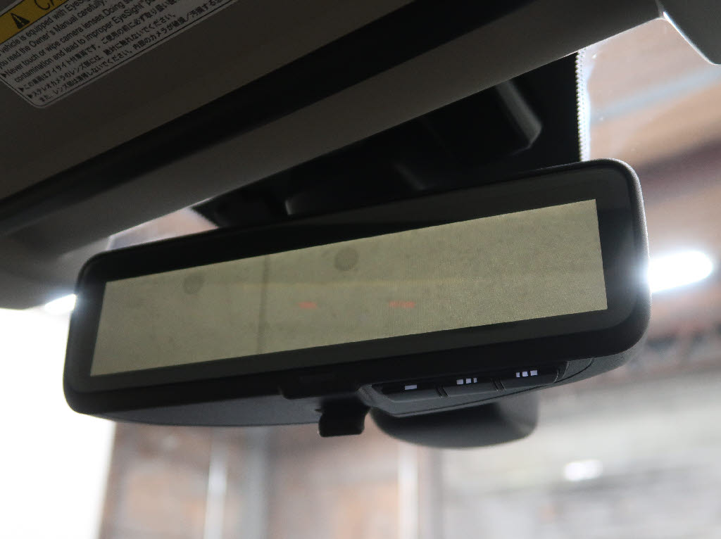 スバル レヴォーグ17枚目