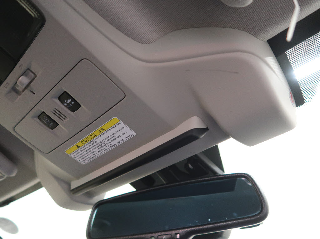 スバル レヴォーグ2枚目