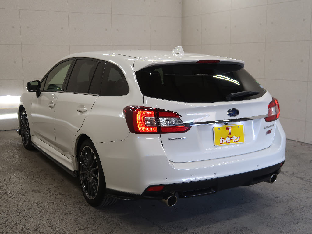 スバル レヴォーグ12枚目