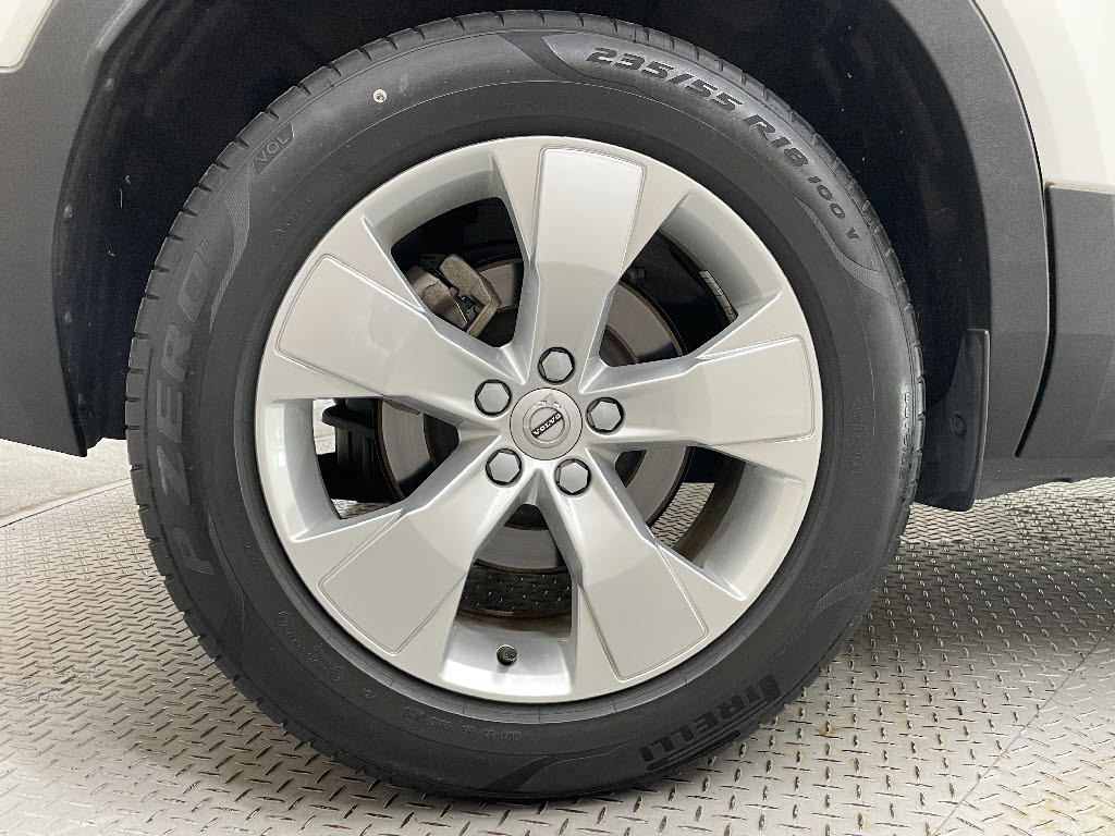 ボルボ XC4018枚目