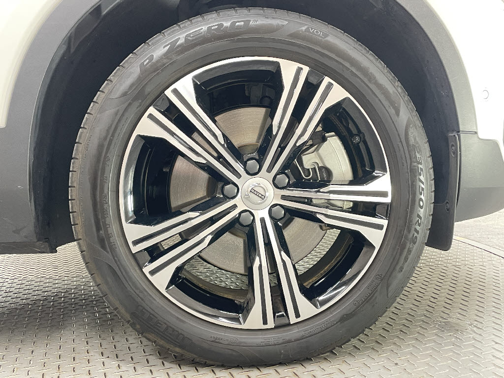 ボルボ XC4018枚目