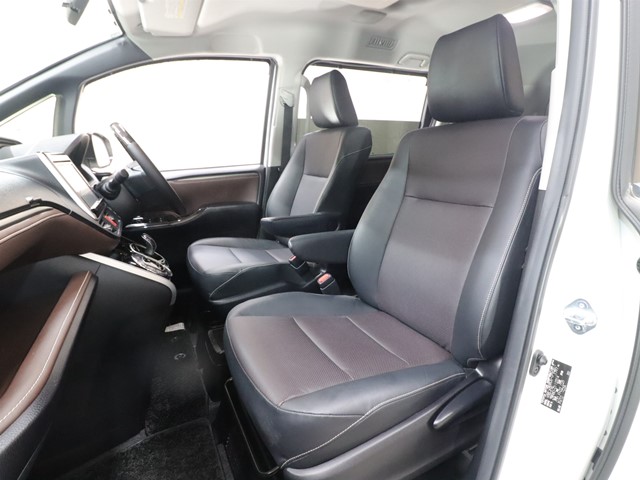 トヨタ エスクァイアＨＶ7枚目