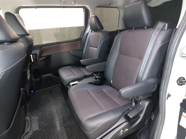 トヨタ エスクァイアＨＶ8枚目