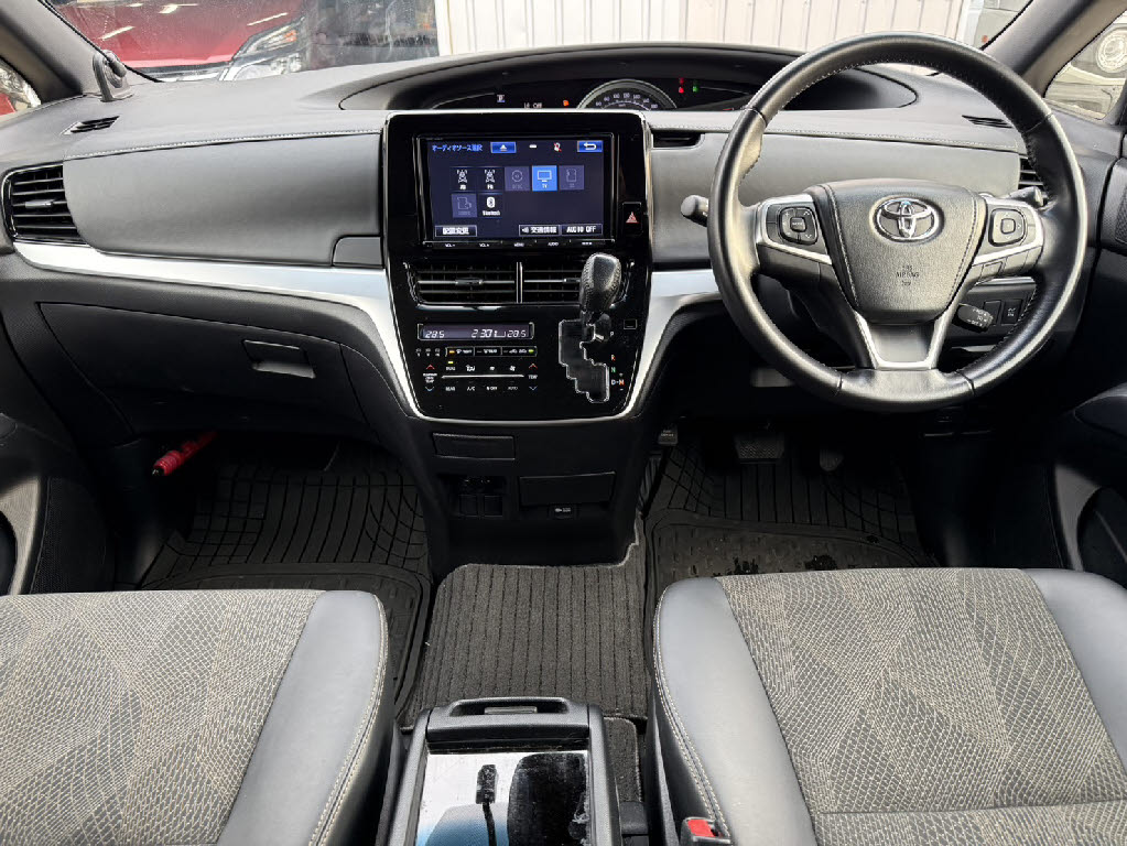 トヨタ エスティマ1枚目