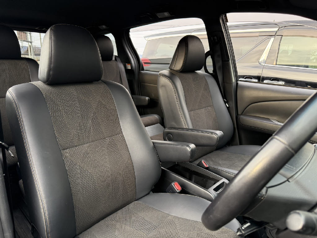 トヨタ エスティマ8枚目