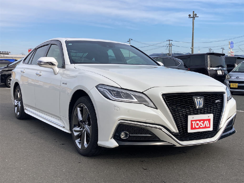 トヨタ クラウンHV3枚目