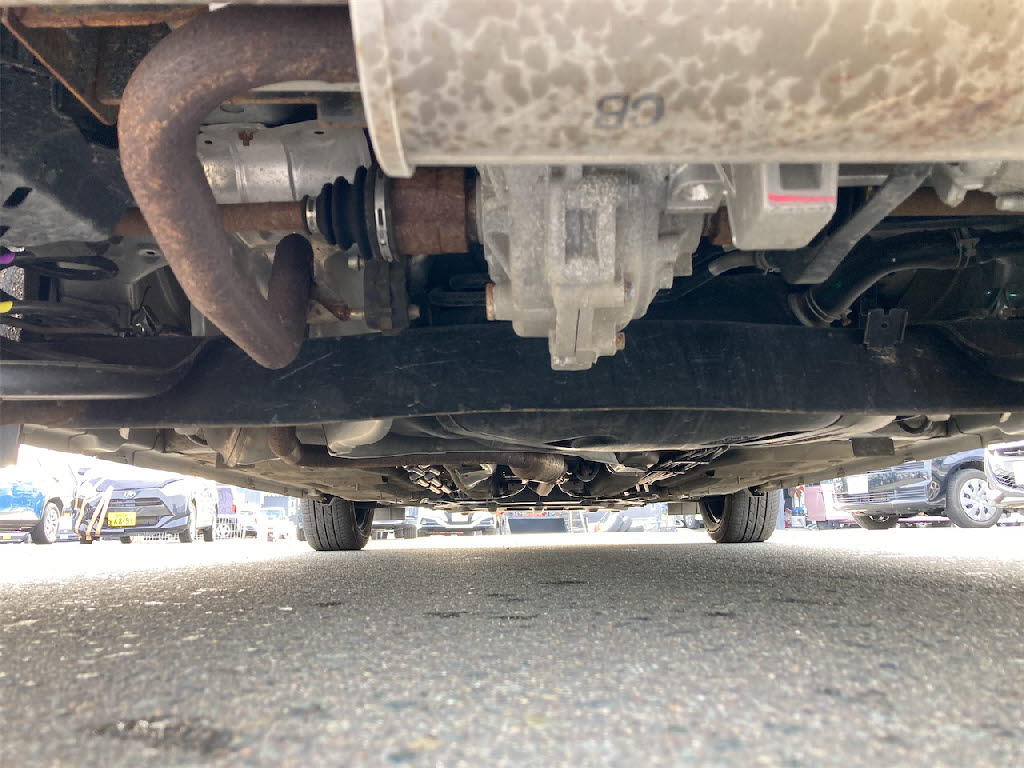 ニッサン ノート9枚目