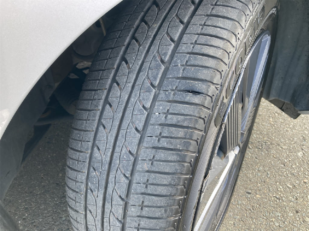 ニッサン ノート14枚目