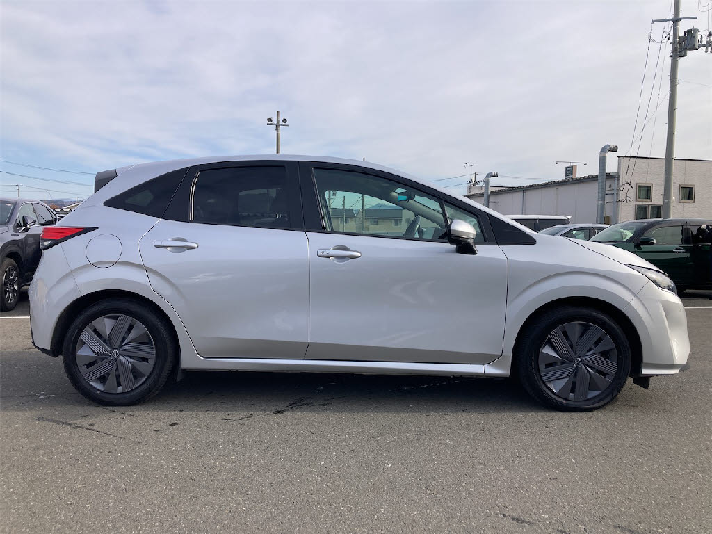 ニッサン ノート4枚目